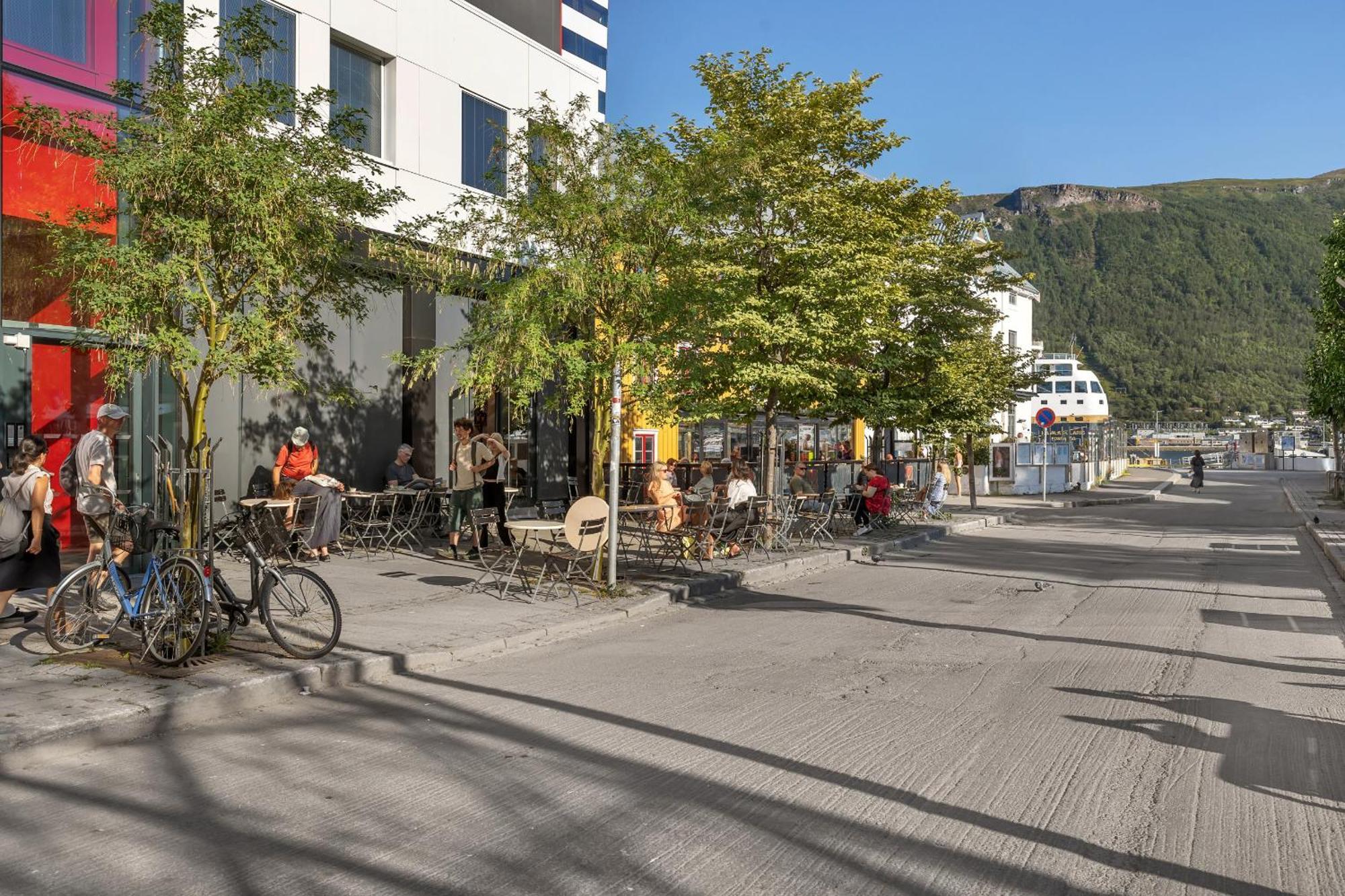The Loft - Central Top Floor Apartment With 4 Bedrooms Tromso Luaran gambar