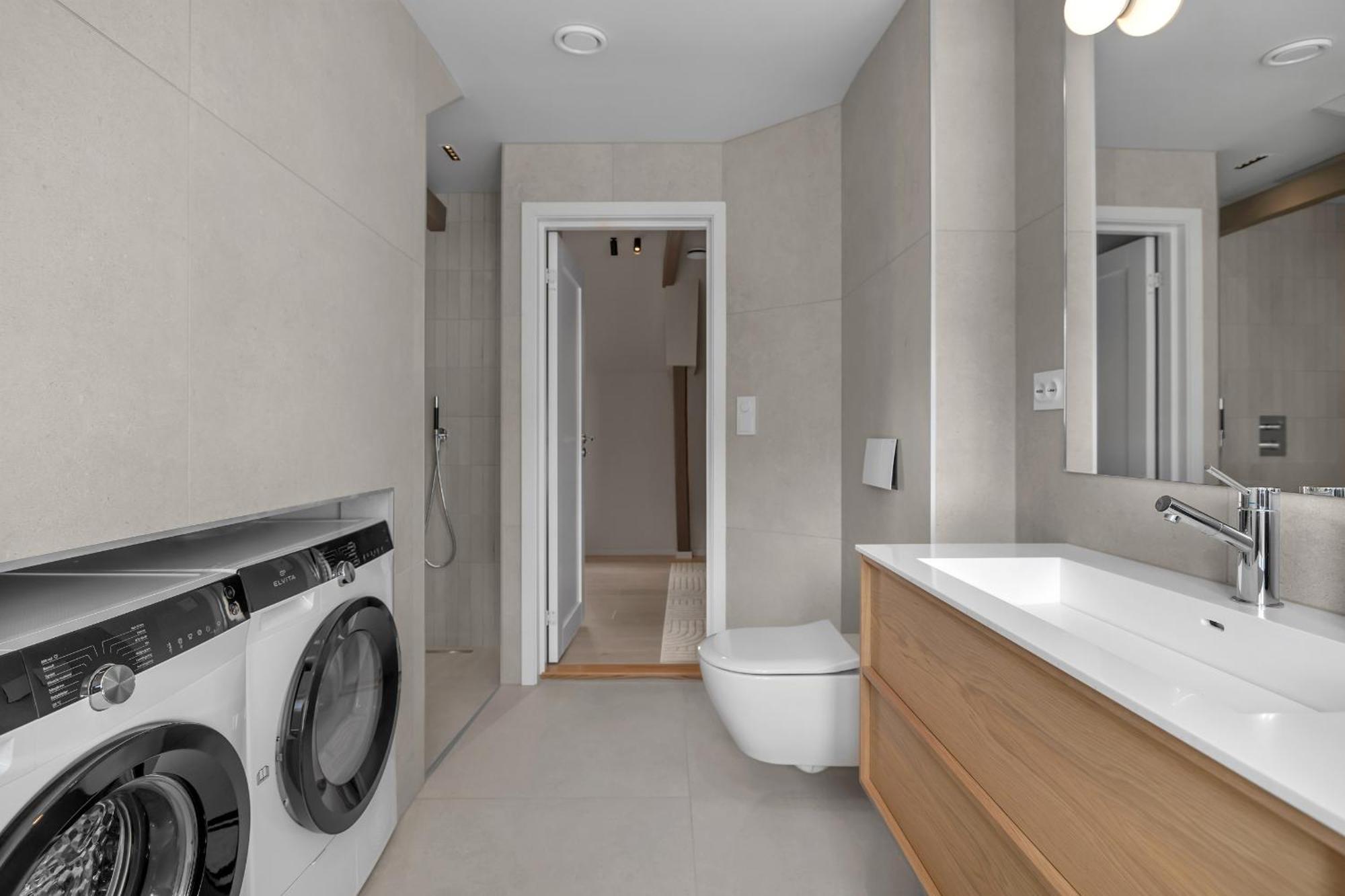The Loft - Central Top Floor Apartment With 4 Bedrooms Tromso Luaran gambar