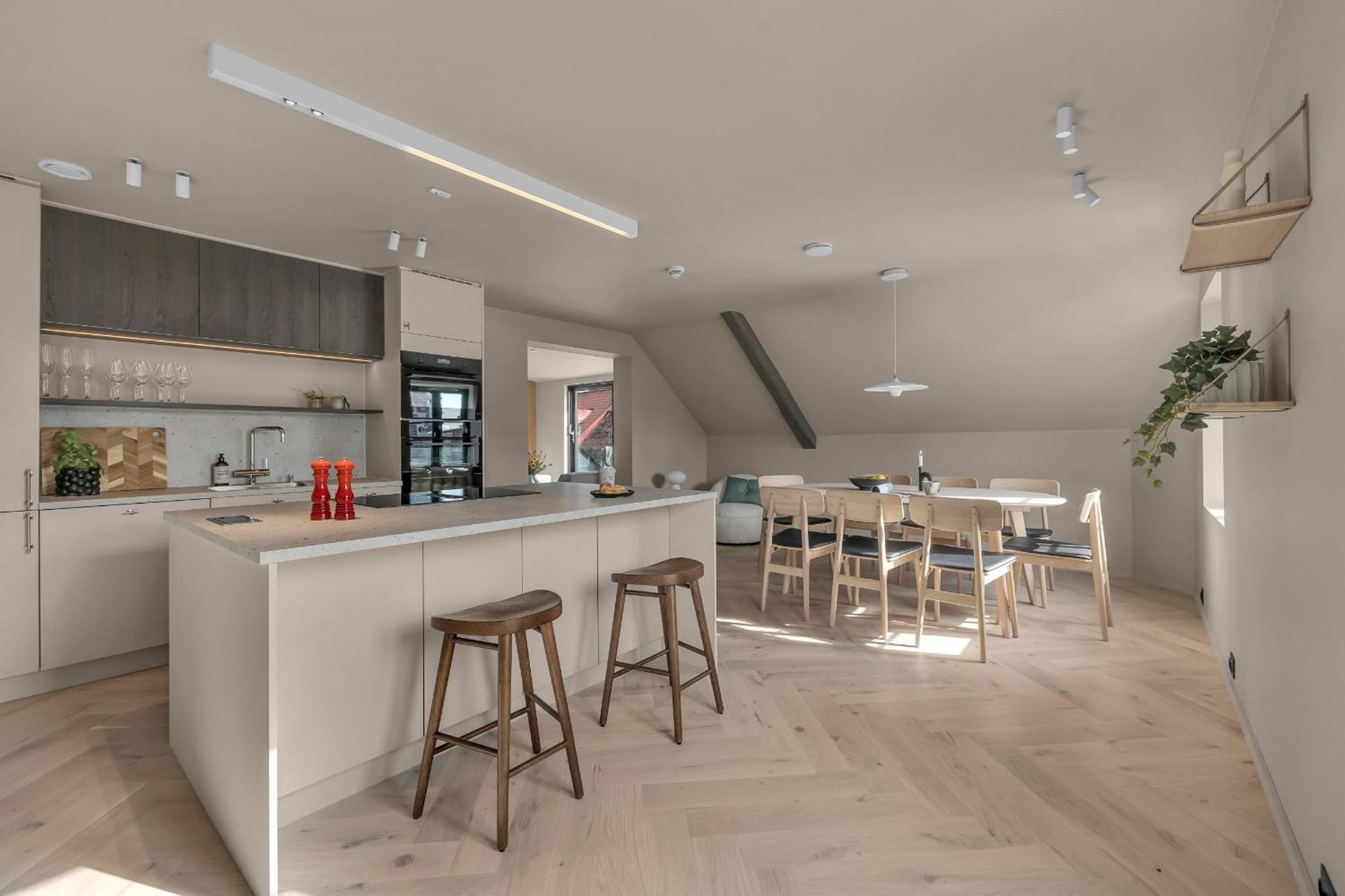 The Loft - Central Top Floor Apartment With 4 Bedrooms Tromso Luaran gambar